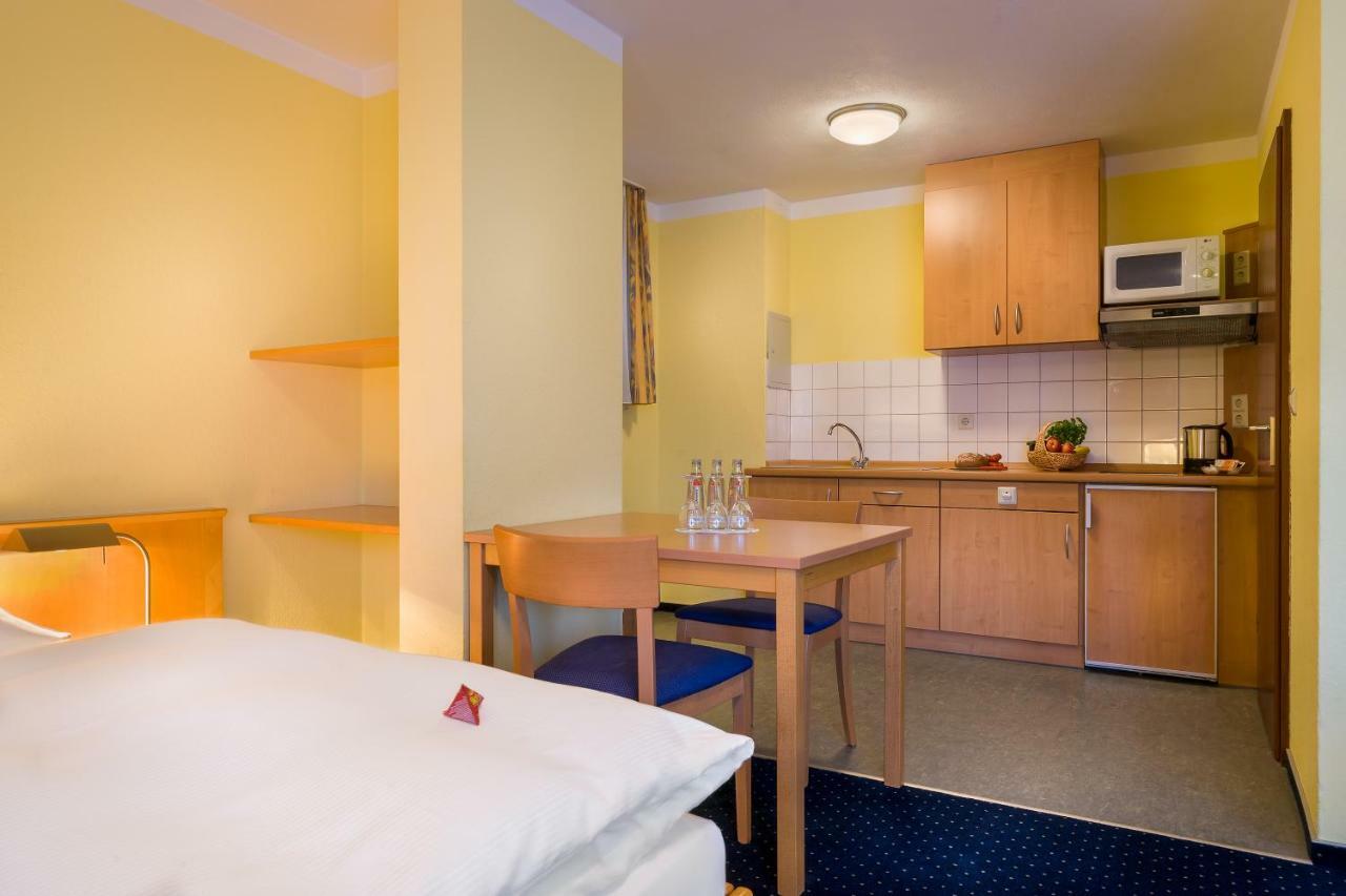 Acora Karlsruhe Zentrum Living The City Екстер'єр фото